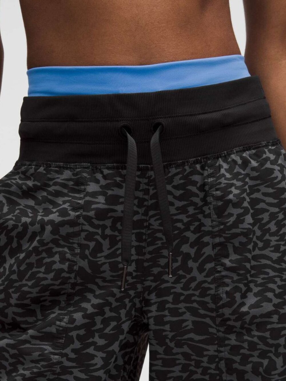 LULULEMON Dance Studio Mid-Rise Jogger *Full Length Leopard Warp / Size 8 – NWT